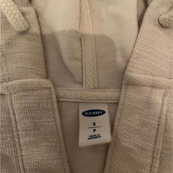 Old navy sweater - Picture 2 of 2